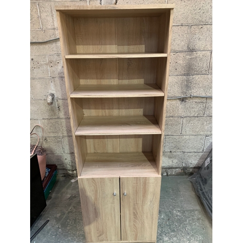 562 - Modern shelving display unit - 6ft tall, 60cm wide