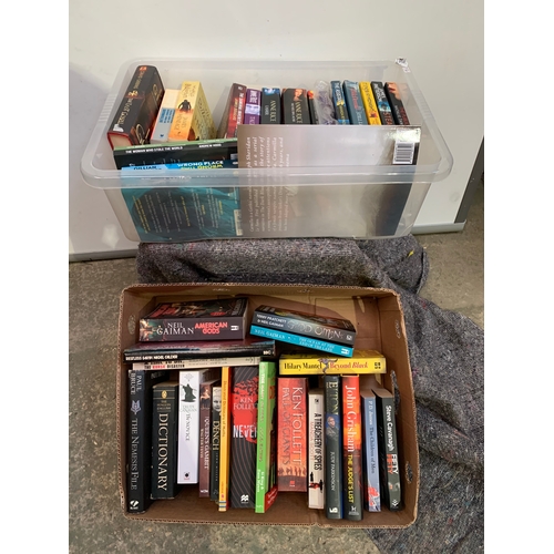 567 - Very large quantity (approx 4 boxes) of books inc Ken Follet, Wilbur smith and more