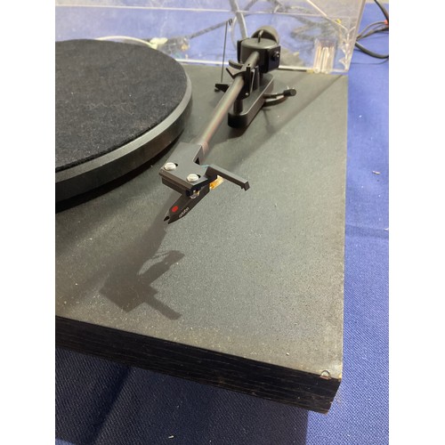 260 - Pro-Ject Debut turntable with Ortofon cartridge - tested