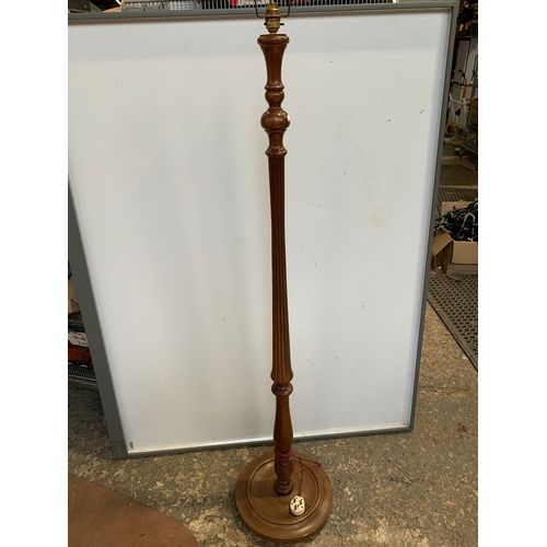 160 - Vintage dark wood standard floor lamp