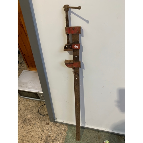 447 - Red metal Sash clamp - approx 4ft