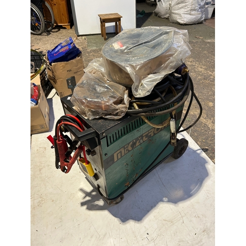 448 - Migtronic mig welder with cabling and spare reels - working