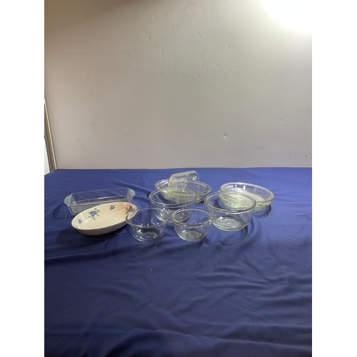 110A - Selection of glass /Pyrex items including casserole dishes and pudding bowls plus a Doulton dish