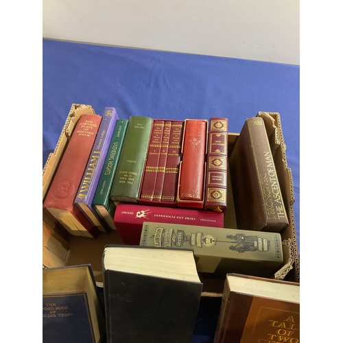 112 - Selection of vintage style books to include the complete Oxford Shakespeare, Great expectations, Lon... 