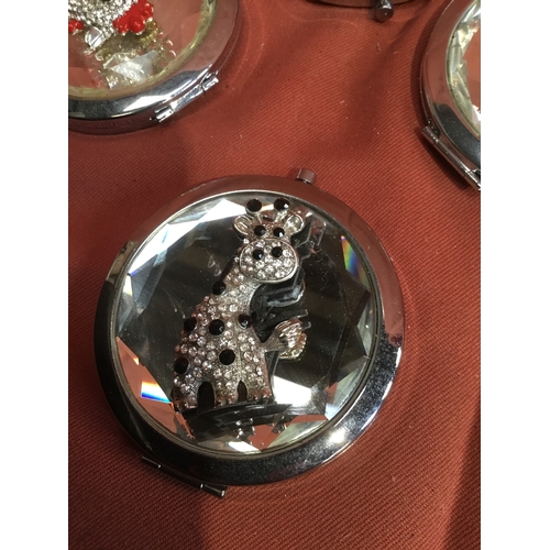 214 - Selection of 7 compact mirrors with different decorative 3D designs to front