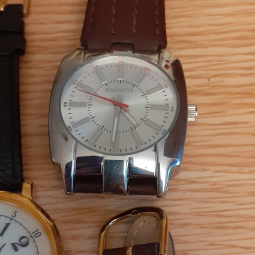 14A - Collection of good condition watches on mostly genuine leather straps. Most likely just batteries re... 