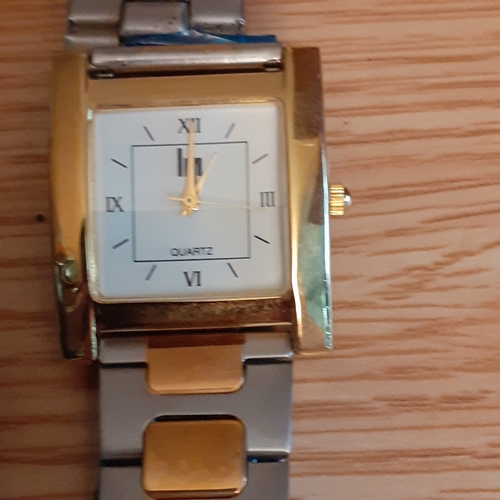 15A - A number of various watches. Various makes and models. Some very nice condition and some need a clea... 