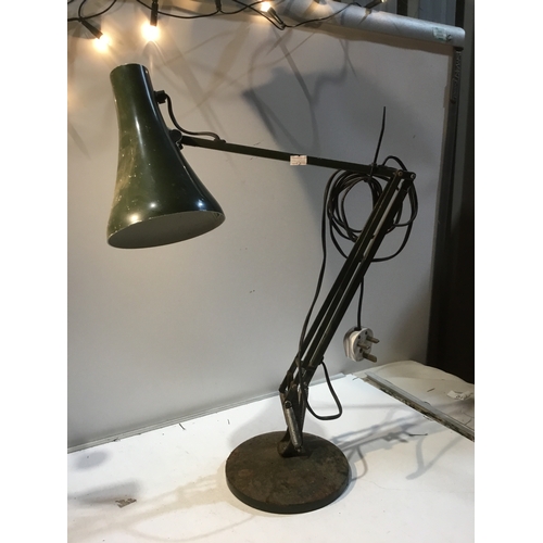 26 - Genuine brandd Anglepoise lamp