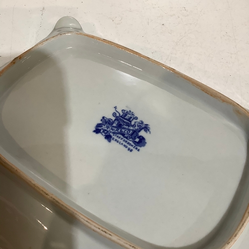 258 - Victorian covered cheese dish in very good condition