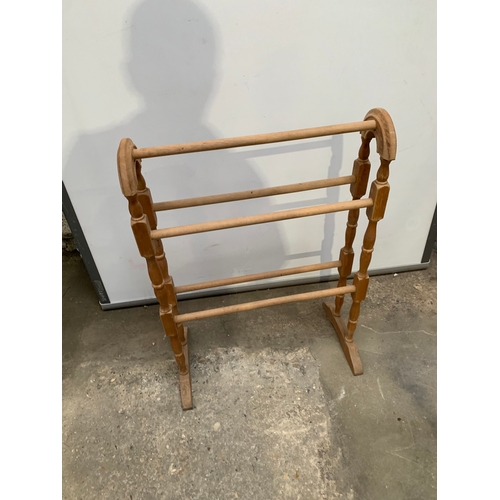 286 - Rustic pine towel stand