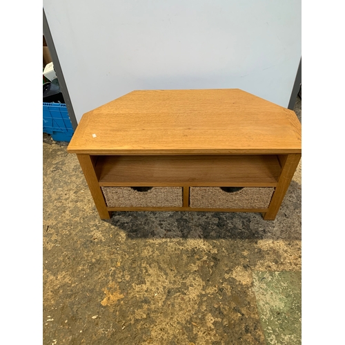 290 - Modern tv stand with wicker basket storage