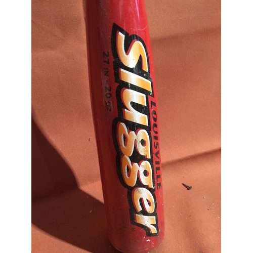 446 - Slugger 20oz metal baseball bat