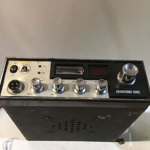 101 - Grandstand hawk cb radio