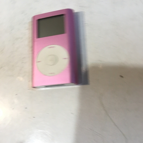 106 - Genuine Apple Pink ipod 6gb