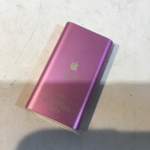 106 - Genuine Apple Pink ipod 6gb