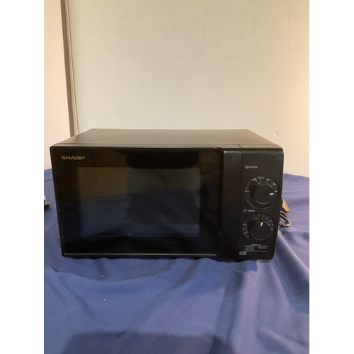 280 - Black Sharp microwave