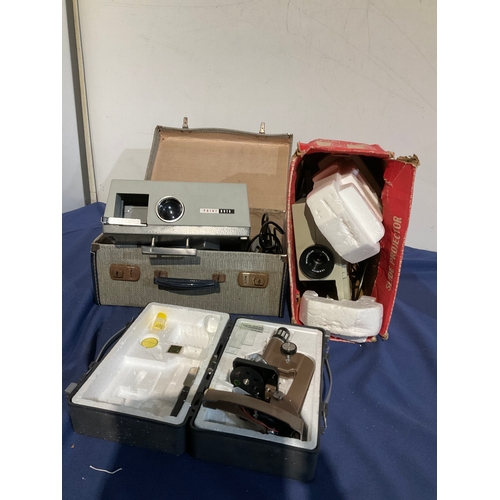 58 - Ertl zoom microscope with glass slides, print auto projector and one other