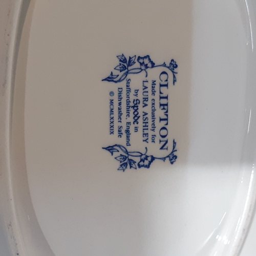 13 - Blue/White Spode tiled wooden tray. Also blue/white trinket dishes, Spode, Clifton, Orchid etc. No d... 