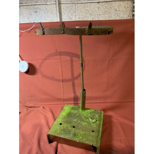 130 - Metal umbrella stand