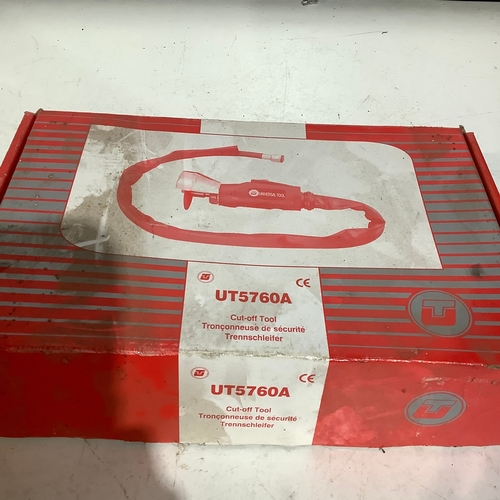 302 - Universal tool UT5760A cut-off tool