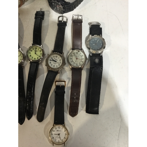 232 - Selection of Watches inc brands Citizen, Ravel, Limit, Newton etc