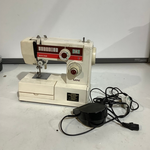 332 - Riccar sewing machine untested