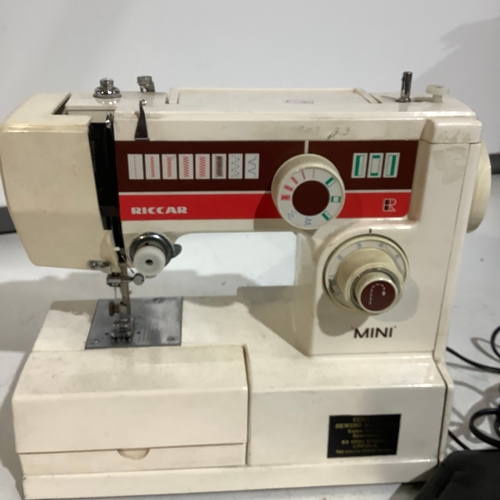 332 - Riccar sewing machine untested