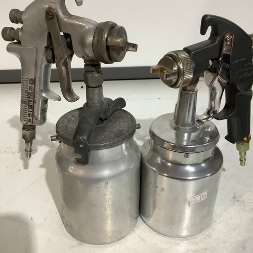 651 - Pair of spray guns