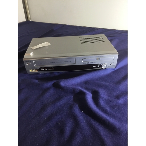 479 - Sanyo DVD player & Video cassette recorder HV-DX3