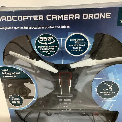 665 - Quadcopter camera drone