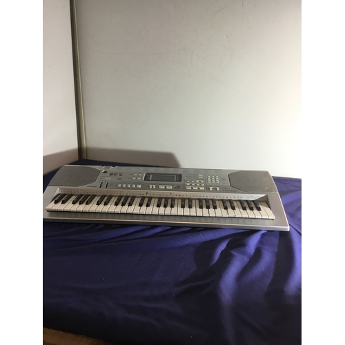 485 - Casio touch Response CTK-800 keyboard