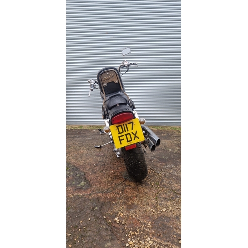 646 - Honda Shadow 1100 motorbike - 1986 - known running - with 2x new batteries - sold as a project bike ... 