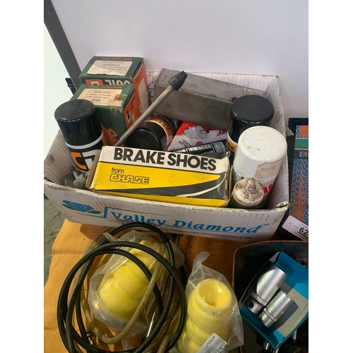 550 - Mixed lot of car goods including spanners, wrenches, First Line sockets, engine timing toolset, brak... 