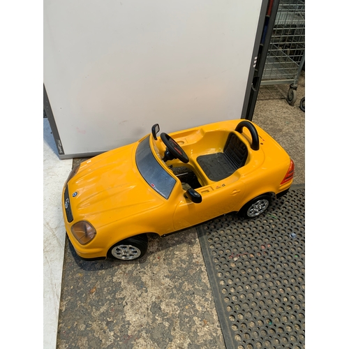 201 - Mercedes Pedal Car by ToyToys