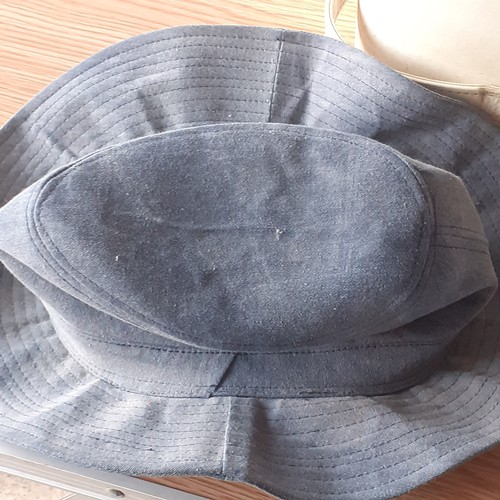 16 - Headwear. Fascinator type x 4 all in very good condition plus 2 canvas sunhats.