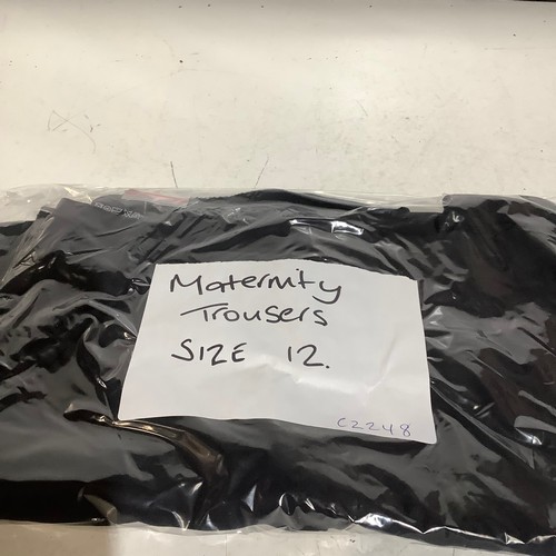 409 - Maternity trousers - size 12 - as new