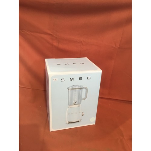 170 - Brand new - Smeg blender in box