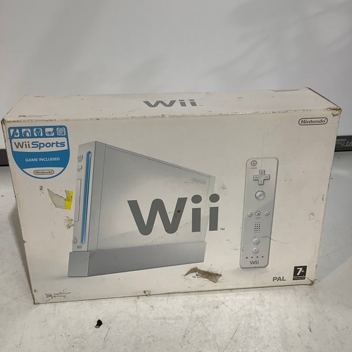 165 - Nintendo Wii console in box