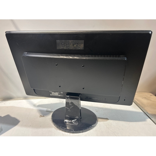 4 - Benq LED 22” Monitor - in new condition