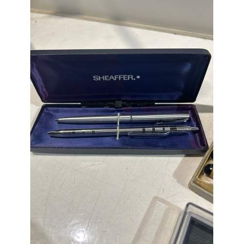 44 - Quantity of Pens inc Sheaffer