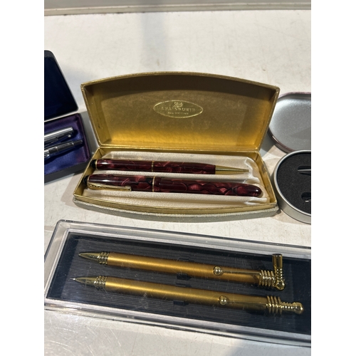 44 - Quantity of Pens inc Sheaffer