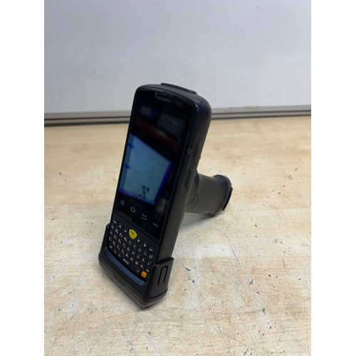 277A - Handheld barcode scanner termnial - model C4050 - untested