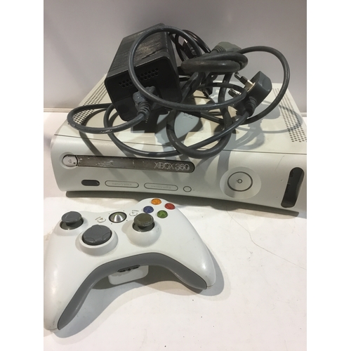 186 - White xbox 360 console with power brick + hdmi lead + controller working