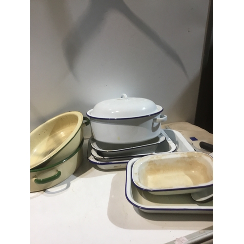 200 - Collection of Enamel cookware