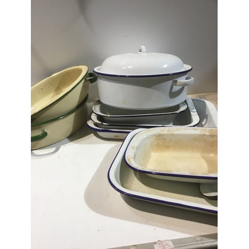 200 - Collection of Enamel cookware