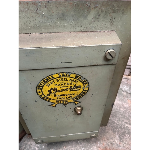 862 - F Grove and Sam Large Safe - with key