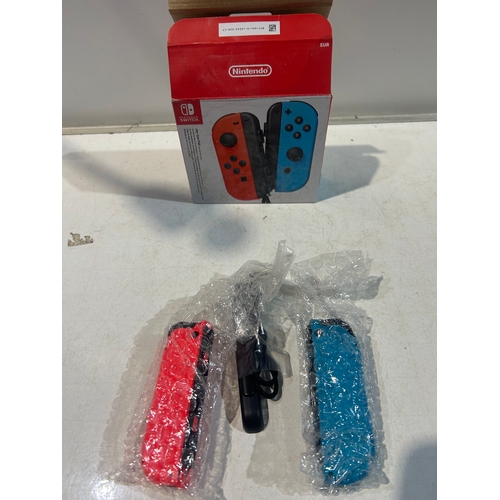 274 - Nintendo Switch Controllers