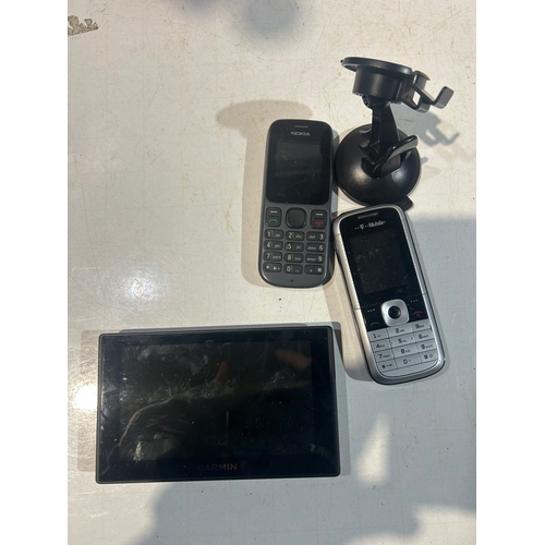 284 - Garmin SatNav, T-Mobile and Nokia Phones