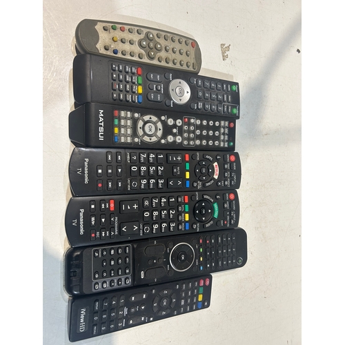 271 - Quantity of Remotes inc Panasonic, Matsui,