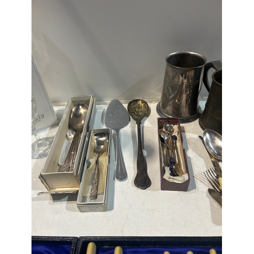 272 - Mixed Lot of Cutlery, Glasses and Mugs